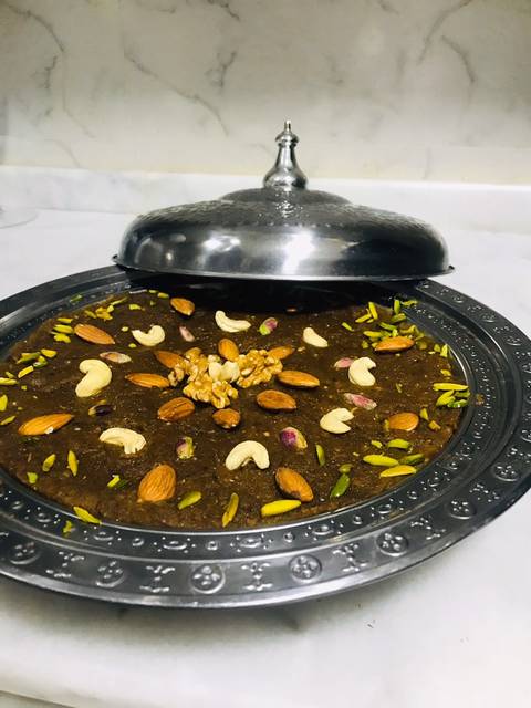 وصفة خبيصة التمر حلى شعبي عماني من المطبخ العماني التقليدي القديم