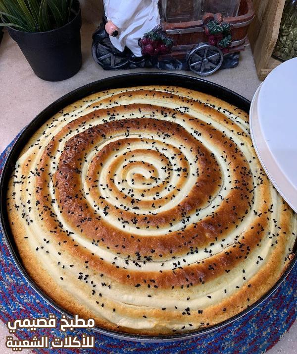صورة وصفة طريقة الكيكة المالحة او الكيكة الحلزونيه مها الصيعري